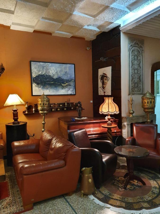Ambassy Hotel 盖尼特拉 外观 照片
